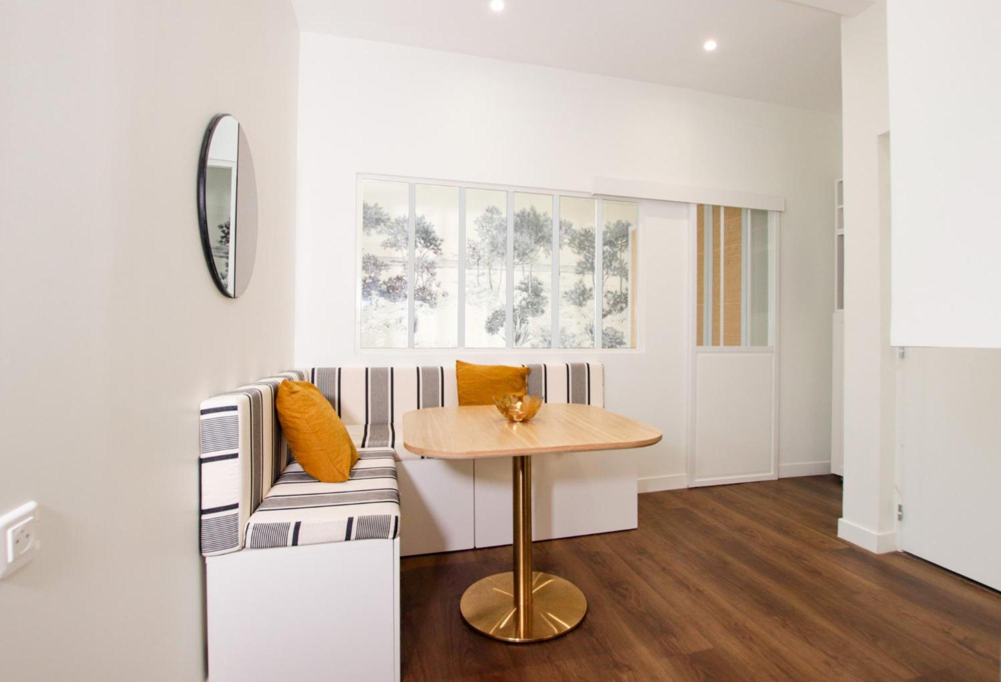 Bel Appartement, Offrant Calme Et Luminosité, Proche Côte Des Basques Biarritz